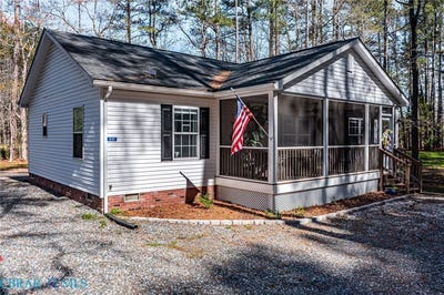 /international/us/551-presley-creek-drive-heathsville-va-110107030602/