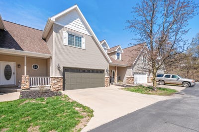 /international/us/817-tioga-park-drive-big-rapids-mi-110107549408/