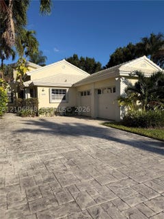 /international/us/pembroke-pines-fl-110120591126/