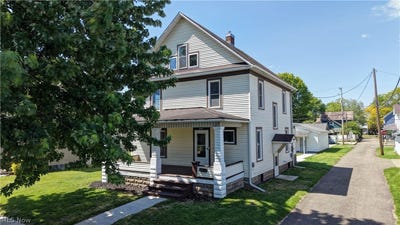 /international/us/1018-prospect-avenue-nw-new-philadelphia-oh-110108033097/