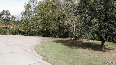 /international/us/blumhoff-blumhoff-avenue-st-charles-mo-110104846133/