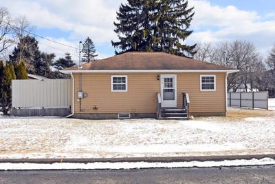/international/us/216-north-street-horseheads-ny-110097601162/