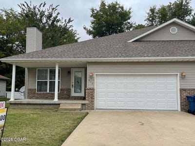 /international/us/915-briarview-drive-carl-junction-mo-110108300266/