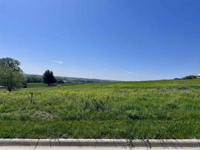 /international/us/titan-road-lot-8-hinton-ia-110099479571/