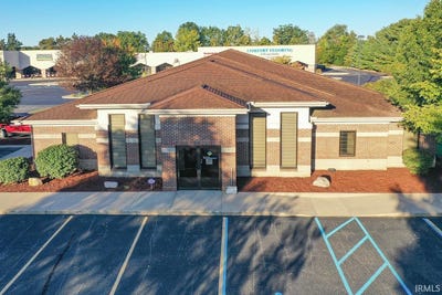 /international/us/631-county-road-17-elkhart-in-110103124466/