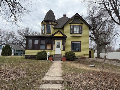 /international/us/410-11th-street-sw-willmar-mn-110107204414/