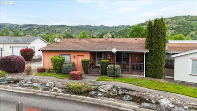 /international/us/120-littlebrook-ln-roseburg-or-110100627755/