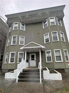 /international/us/14-lester-street-ansonia-ct-110108411020/