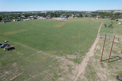/international/us/1-rainbow-estates-glendive-mt-110101706343/