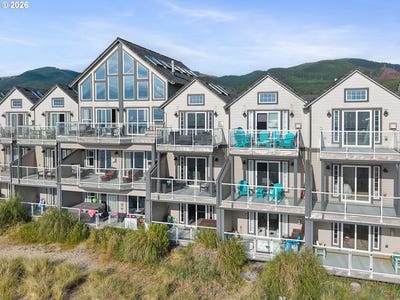 /international/us/150-n-pacific-st-rockawaybeach-or-110109212385/