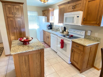 /international/us/27-blue-bird-way-branson-mo-110108027988/