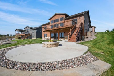 /international/us/w5807-lake-cabin-drive-new-lisbon-wi-110120134767/