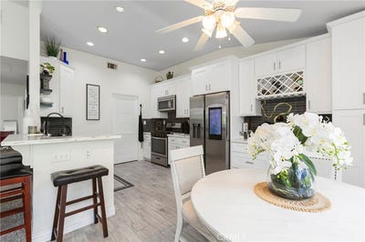 /international/us/123-chaumont-circle-lake-forest-ca-110106921837/
