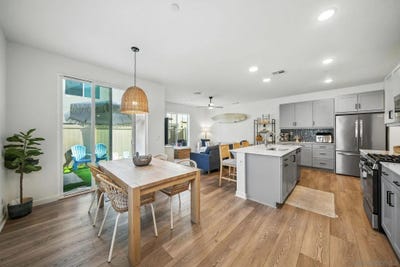 /international/us/239-blended-place-fallbrook-ca-110106703549/