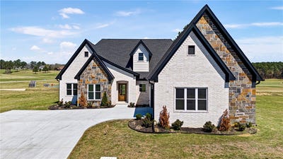 /international/us/10086-olivia-loop-danville-ar-110106845438/