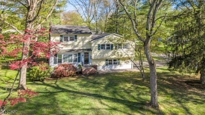 /international/us/380-charnwood-rd-new-providence-boro-nj-110107683183/