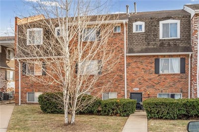 /international/us/8630-w-85th-street-overland-park-ks-110108666661/