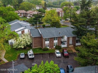 /international/us/275-green-street-edgewater-park-nj-110107626677/