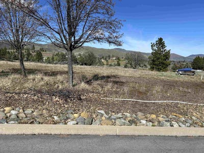 /international/us/808-maryhill-circle-yreka-ca-110106308530/
