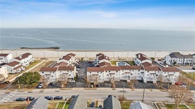 /international/us/334-n-first-street-hampton-va-110105066956/