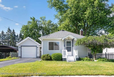 /international/us/741-center-street-mason-mi-110108821318/