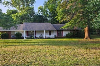/international/us/10115-e-northlea-claremore-ok-110108396213/