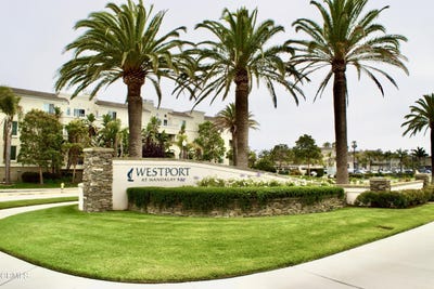 /international/us/1216-bayside-circle-oxnard-ca-110101006284/