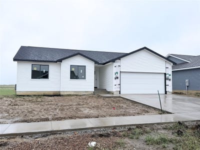 /international/us/3192-marigold-circle-pella-ia-110119669296/