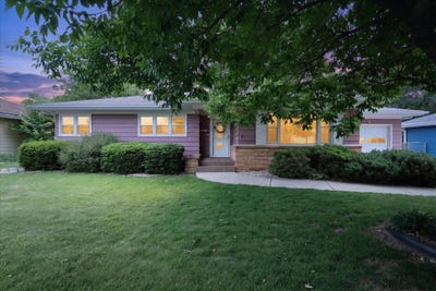 /international/us/1210-n-randall-avenue-janesville-wi-110108817137/