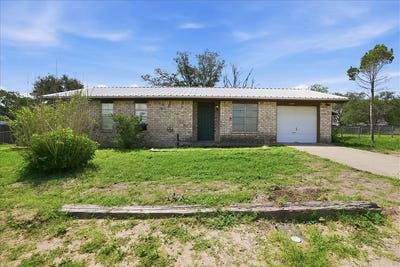 /international/us/1307-amy-street-george-west-tx-110107910587/
