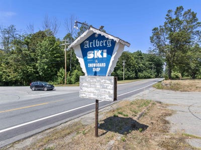 /international/us/700-720-cherry-valley-road-gilford-nh-110101655461/
