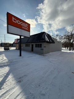 /international/us/3318-3320-s-cedar-street-lansing-mi-110105089675/