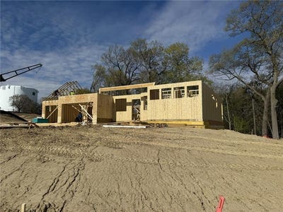 /international/us/6518-peaceful-lane-chanhassen-mn-110108141050/