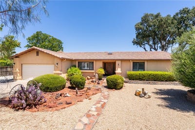 /international/us/738-orchard-paso-robles-ca-110119548821/
