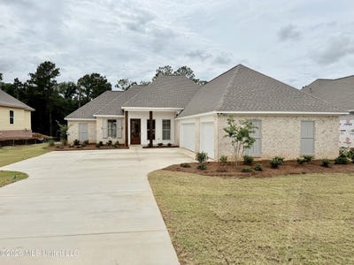 /international/us/821-thornberry-ridge-madison-ms-110108267977/