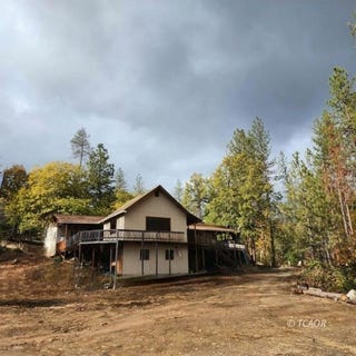 /international/us/1000-five-cent-gulch-st-weaverville-ca-110101093790/