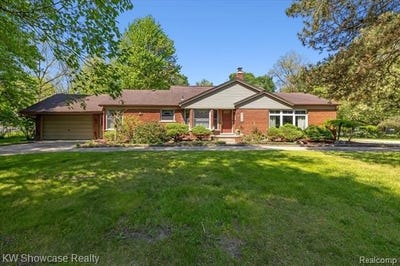 /international/us/21105-hugo-street-farmington-hills-mi-110108189469/