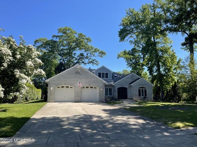 /international/us/415-windermere-avenue-interlaken-nj-110108471269/