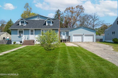/international/us/914-radnor-avenue-pine-beach-nj-110108201129/