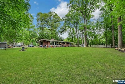 /international/us/2009-glen-avenue-twp-of-washington-nj-110108694784/