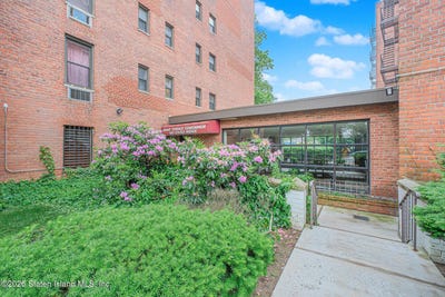 /international/us/100-colfax-avenue-staten-island-ny-110108997922/