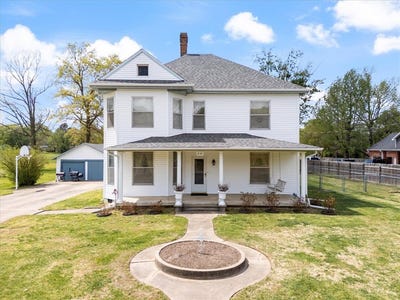 /international/us/830-s-washington-street-siloam-springs-ar-110107285430/