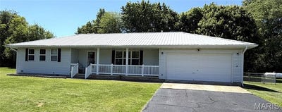 /international/us/616-kaitlin-drive-mountain-view-mo-110107939012/