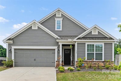 /international/us/130-ari-avenue-troutman-nc-110107925049/