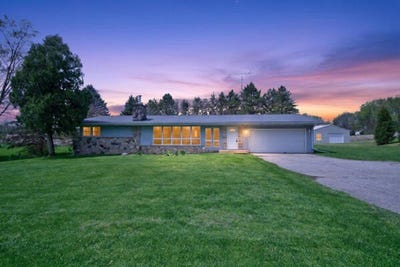/international/us/1114-chapel-road-parma-mi-110107764787/