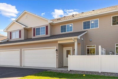 /international/us/561-19th-place-se-cambridge-mn-110105733623/