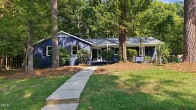 /international/us/404-longleaf-drive-chapel-hill-nc-110110322897/