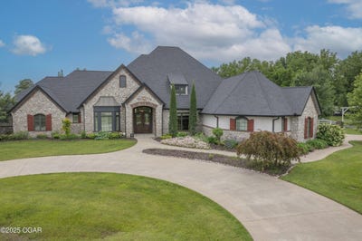 /international/us/1704-liam-street-carthage-mo-110107762296/