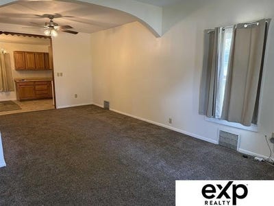 /international/us/1420-14th-street-auburn-ne-110108653395/