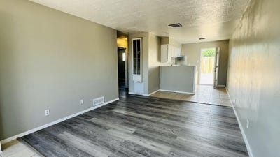 /international/us/419-dallas-street-se-albuquerque-nm-110108606522/